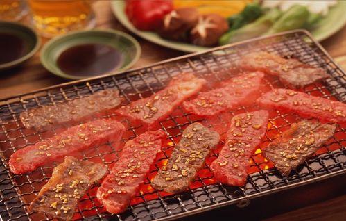 娱乐吃瓜酱烤肉是真的吗,揭秘网红美食的真伪之谜